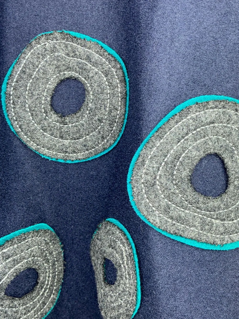 Boden Navy‎ Wool Blend A-Line Midi Skirt Teal Circle Appliqué Size 8